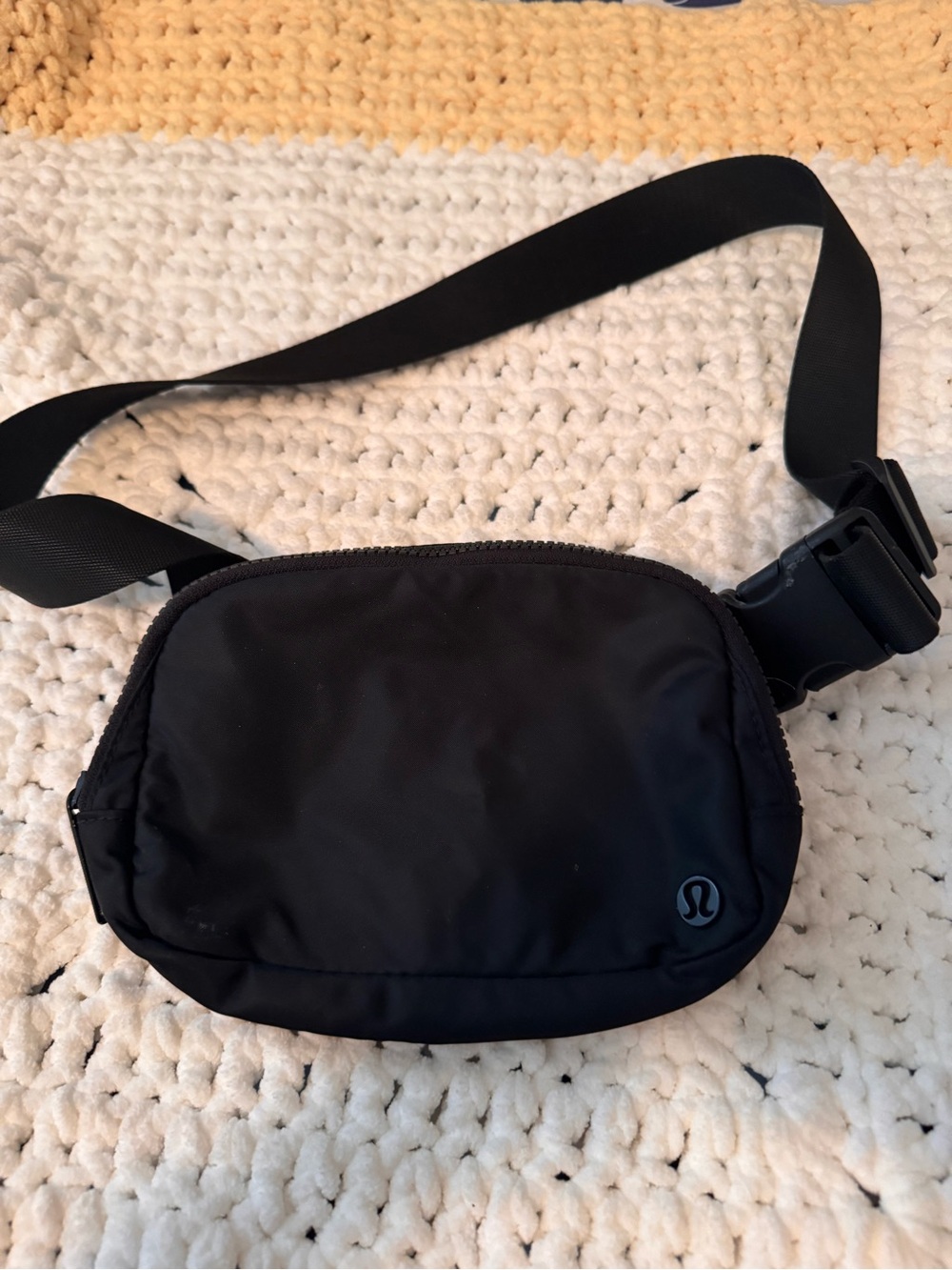lululemon athletica Black Belt Bag-gently used